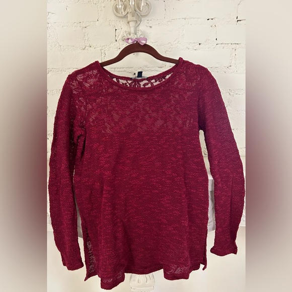 American Eagle Burgundy Lace Sweater 
Size: Small 
EUC (Like New) - Picture 6 of 7
